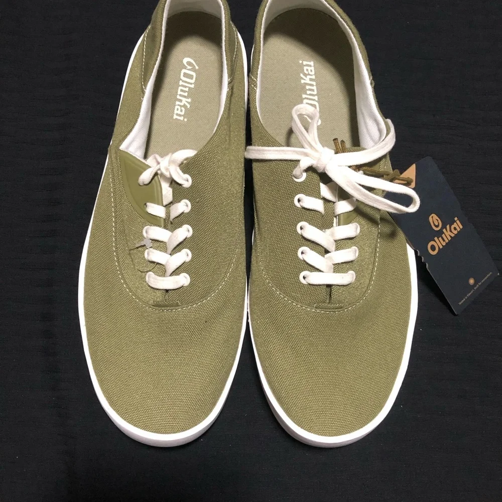Olukai Desert Moss Green Tradewind Lightweight Canvas Comfort Shoes Men, Size 9